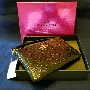 NEW COACH Wristlet Black Patent Leather W/Box